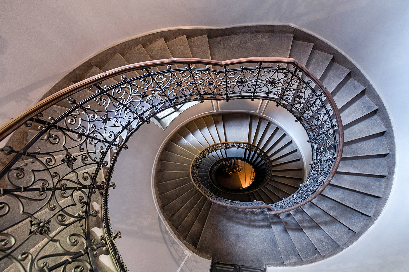 Spiral staircase at Krúdy Gyula Street 11 #140