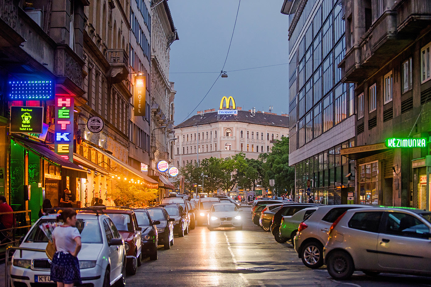 Akácfa Street at night #208