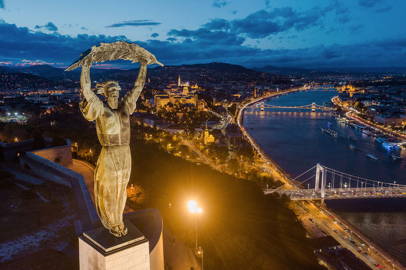 Statue of Liberty and Budapest evening view with drone #685