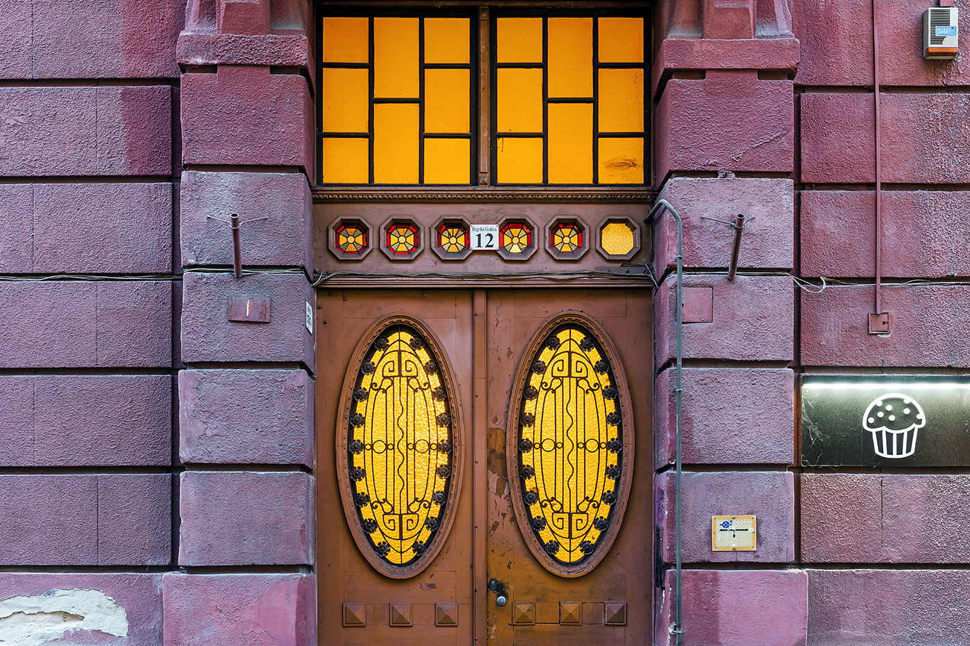 Gate on Hegedűs Gyula Street #928