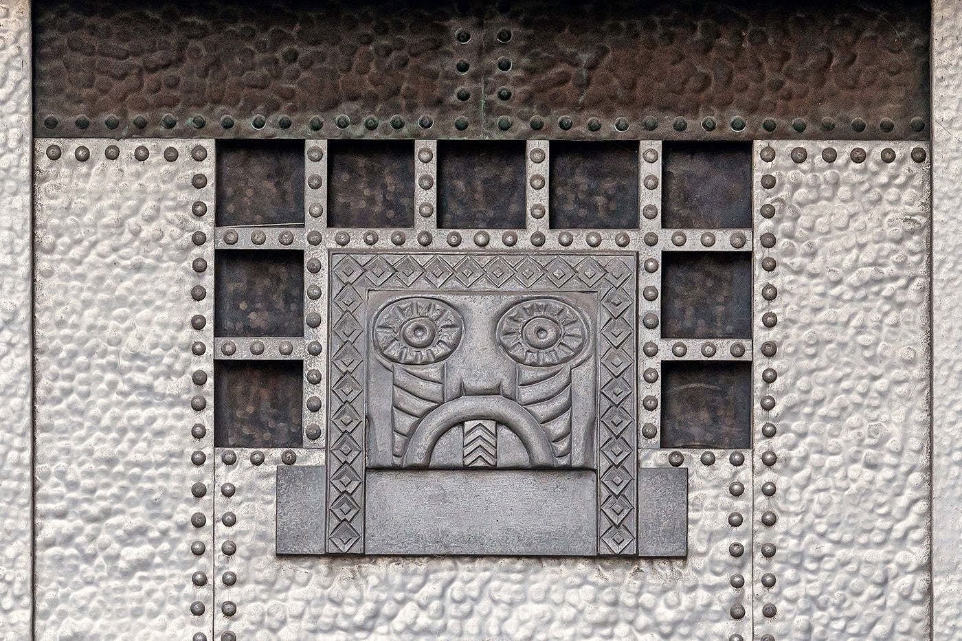 Detail of the gate of the New Theatre #1019