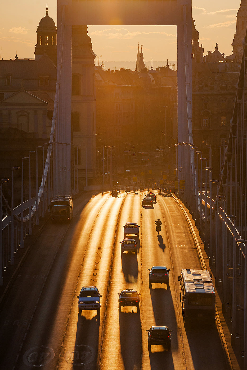 Morning traffic on the Elizabeth Bridge #1068