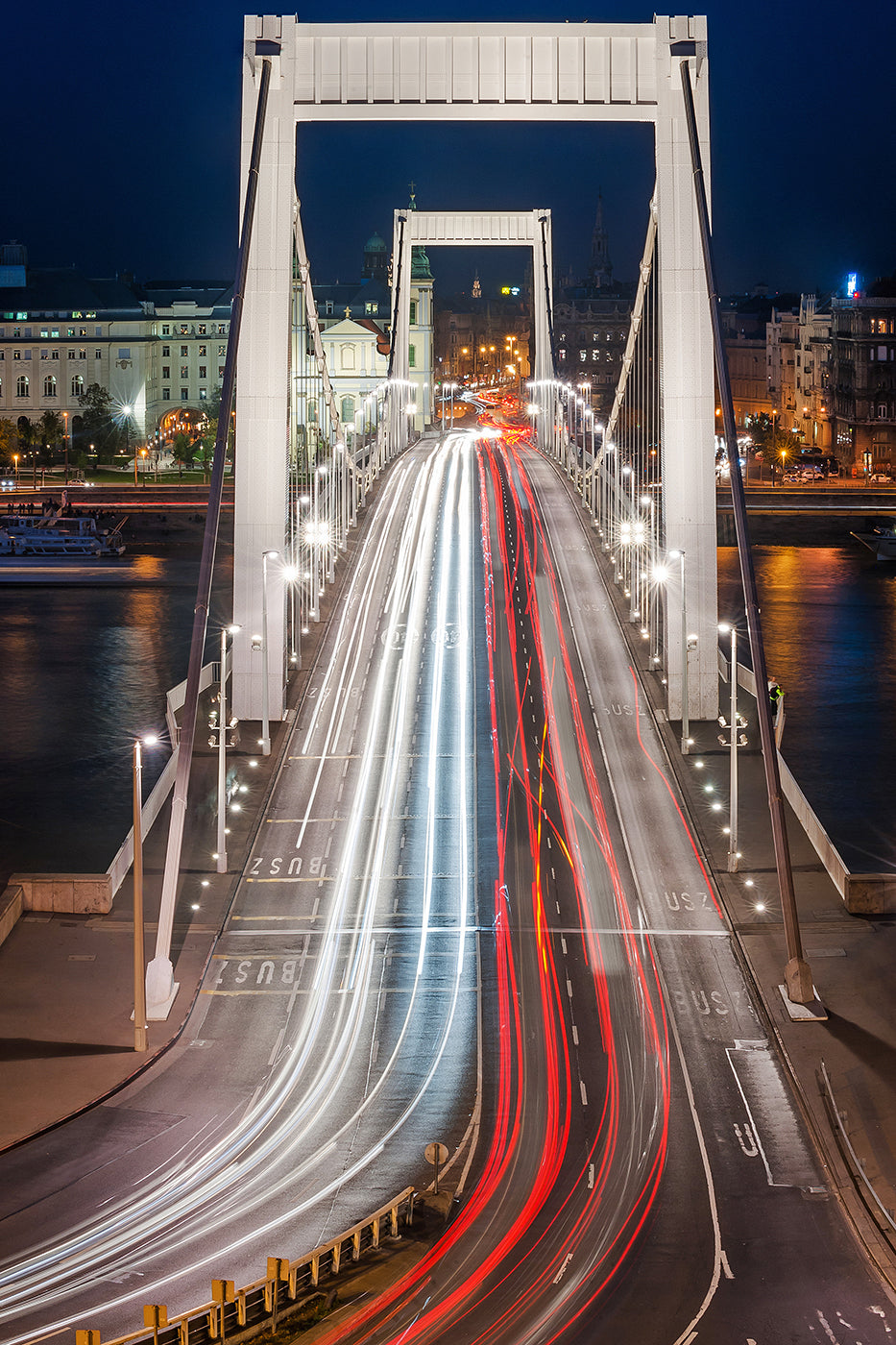Evening traffic on the Elizabeth Bridge #1070