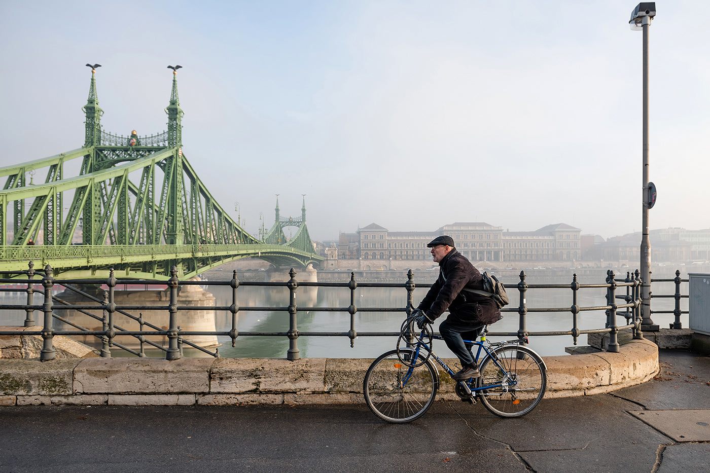 Foggy morning at Liberty Bridge #1195