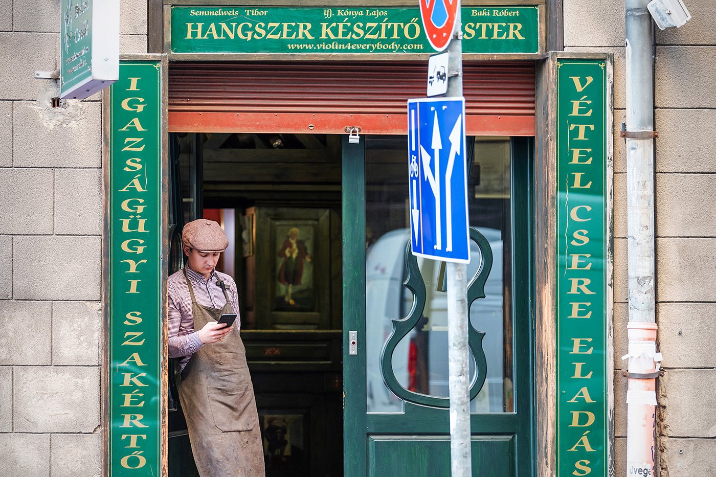 Master musical instrument maker and forensic expert at Luther Street #1293