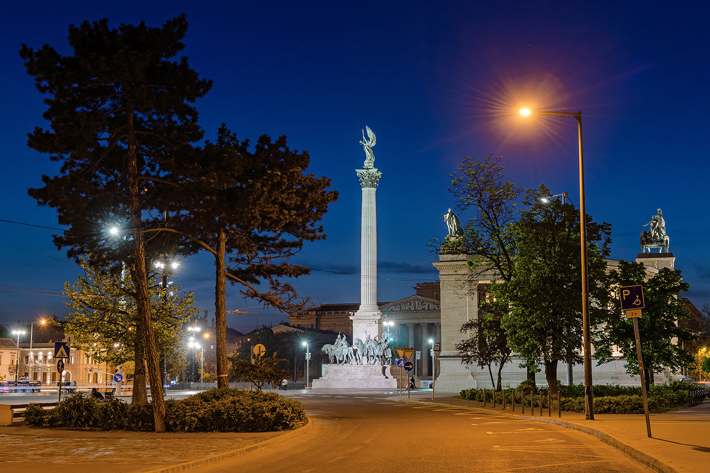 Hősök tere este #1492