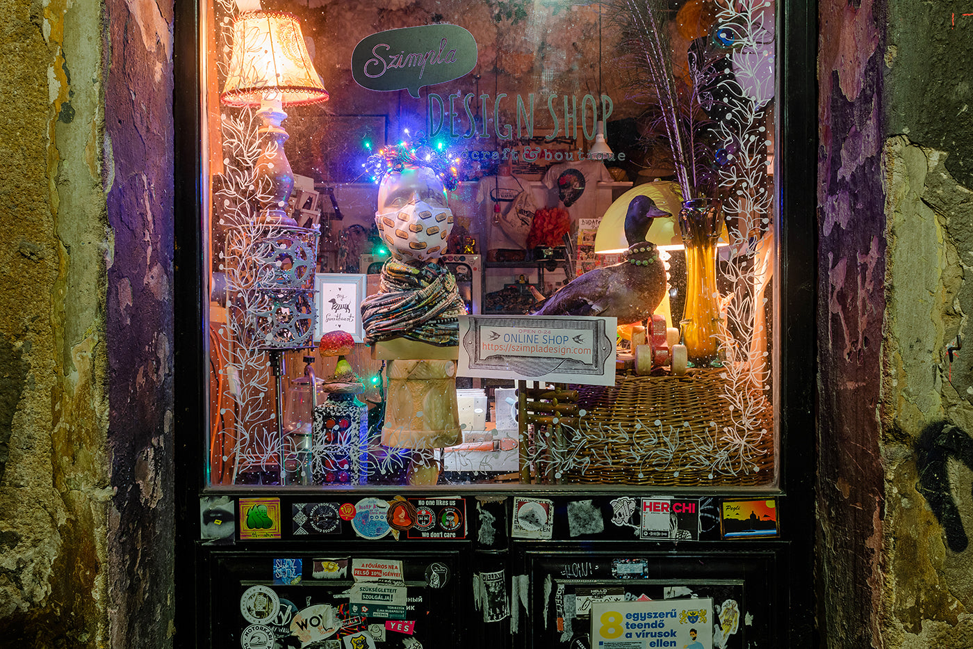 Simple Garden Window #2097
