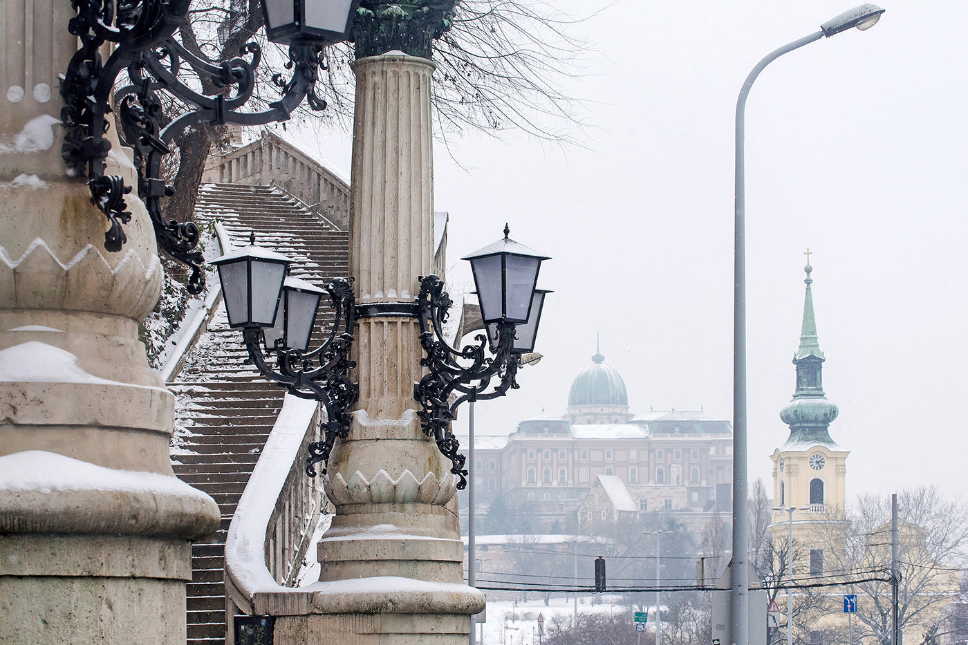 At the foot of Gellért Hill in winter #2207