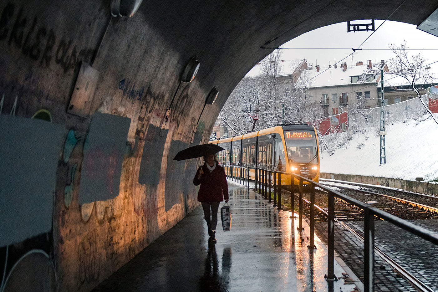 Villamos az alagútban a Széll Kálmán téren télen #2234