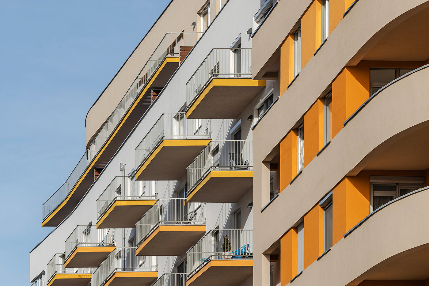 Modern residential building on Kassák Lajos Street #2378