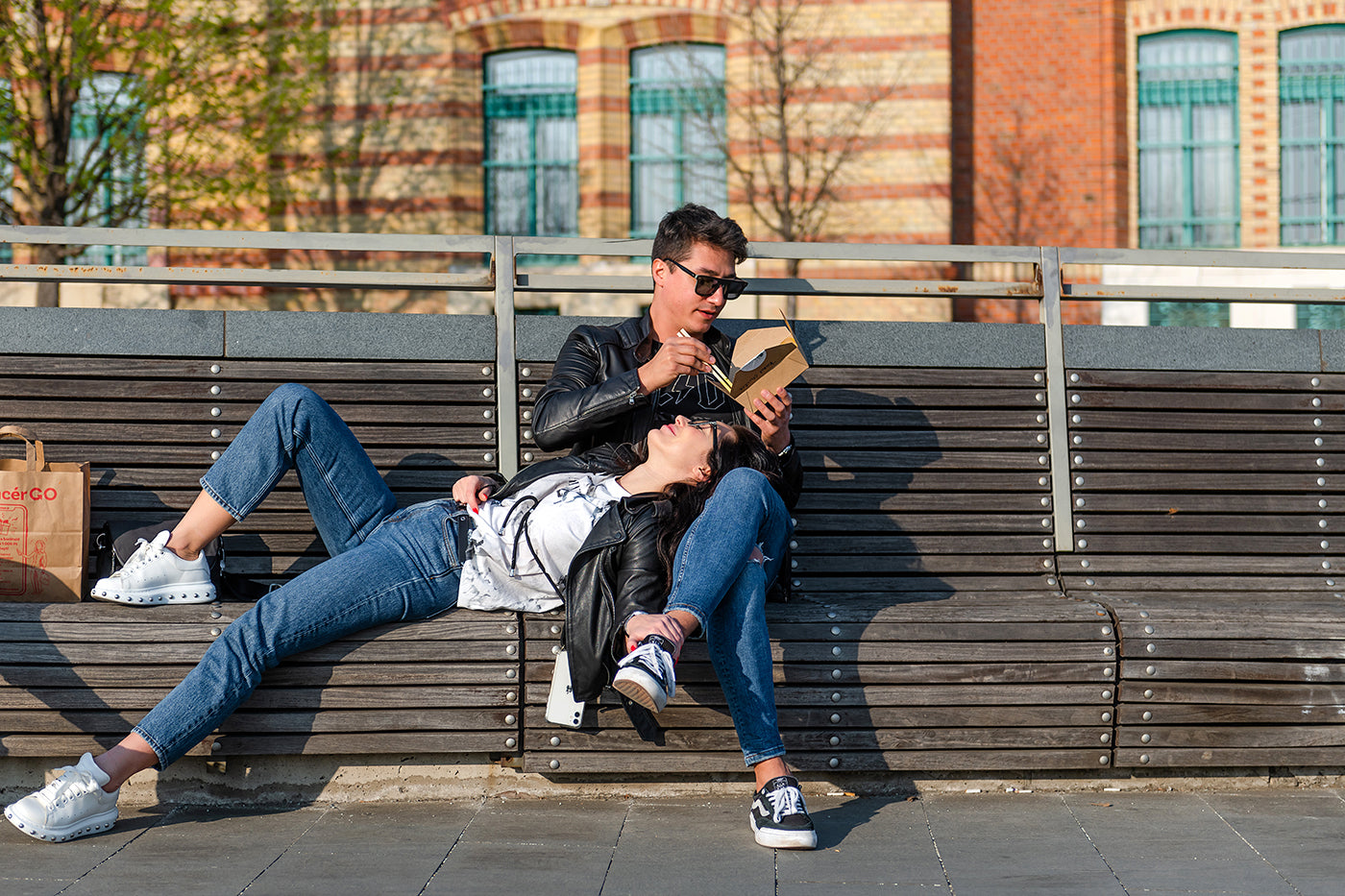 Pár a Fővám térnél #2733