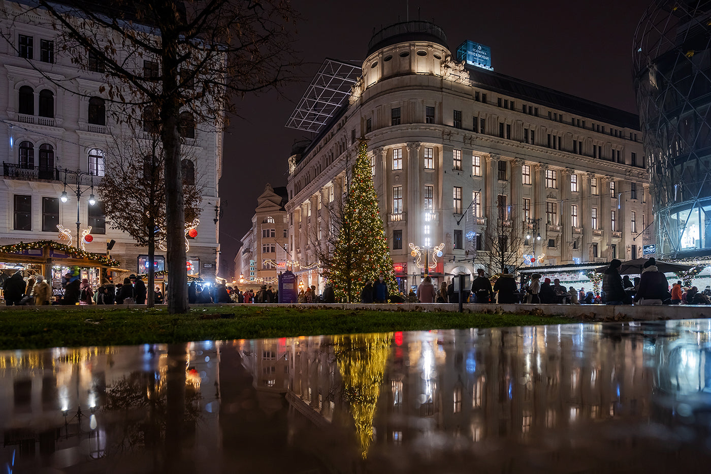 Christmas market at Vörösmarty Square #3034