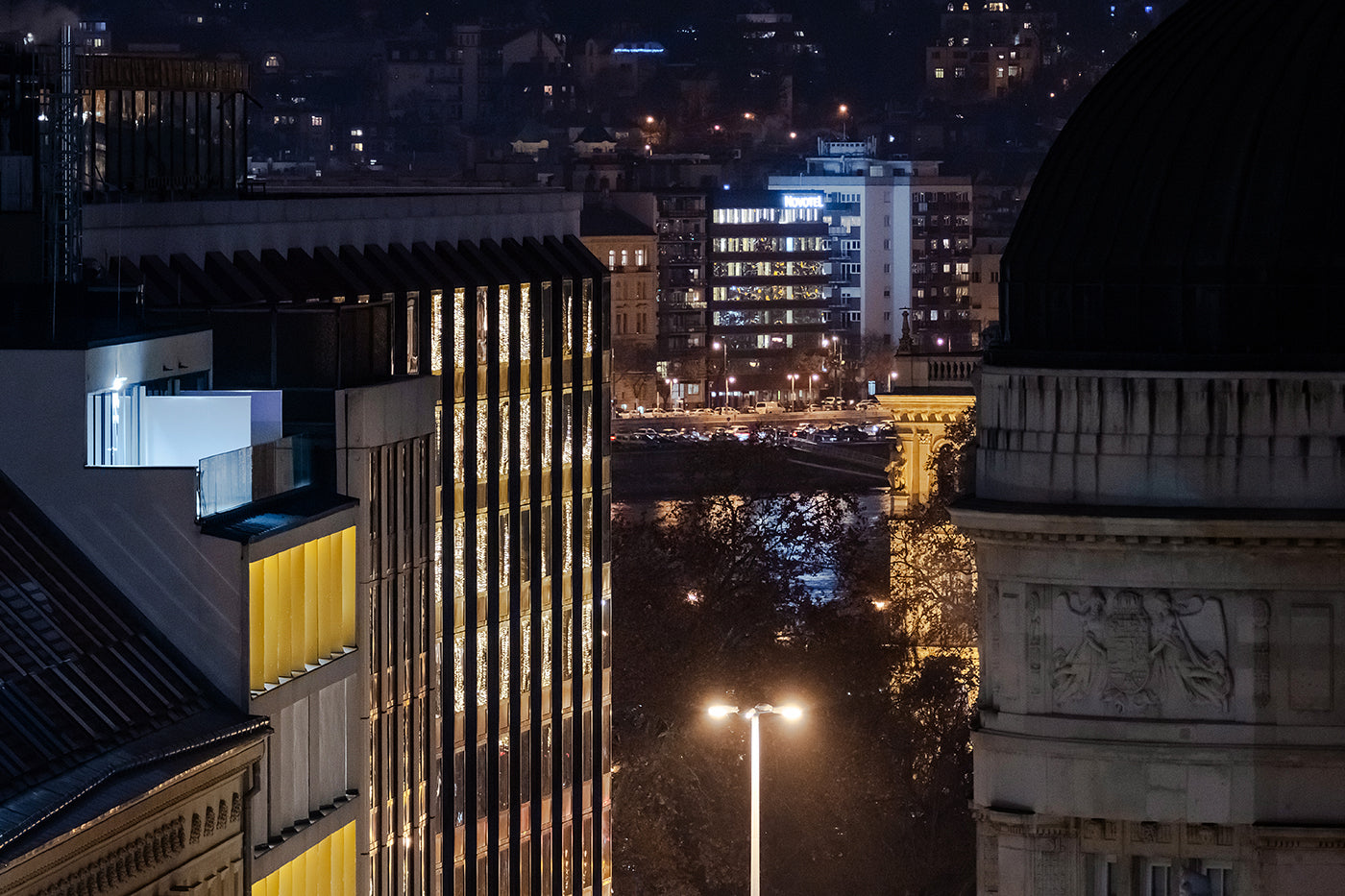 InterContinental windows from a distance #3149