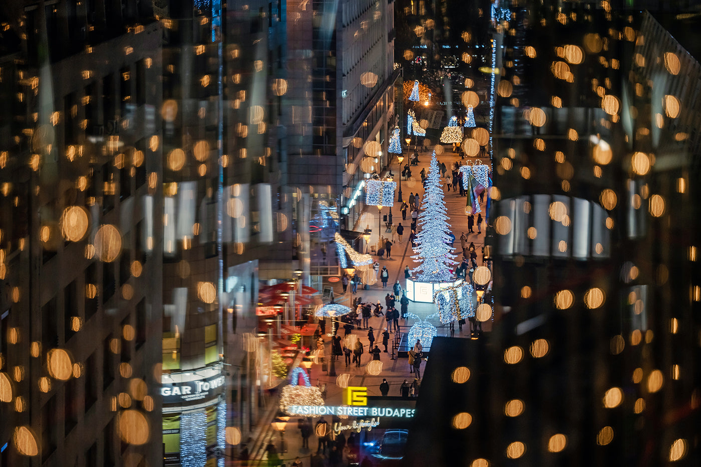 Christmas lights on Fashion Street #3373