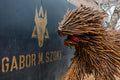 Szőke Gábor Miklós szobrai a stúdiója előtt #3580