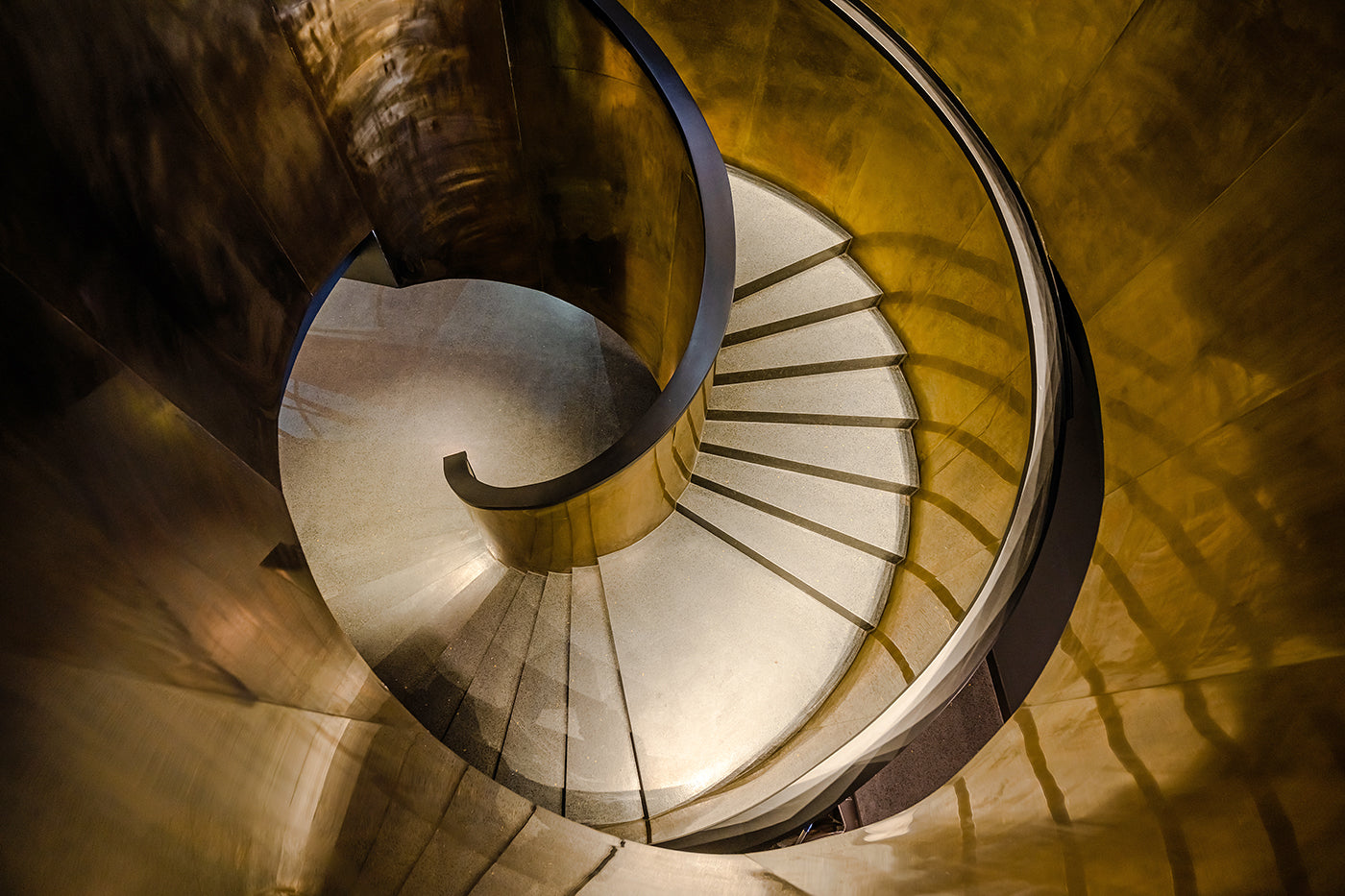 Spiral staircase of Millenium House #3832