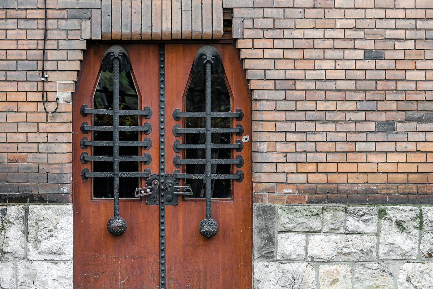 Gate of the Institute for the Blind #3850