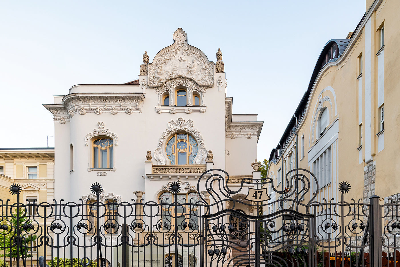 Kőrössy villa from the outside #3996