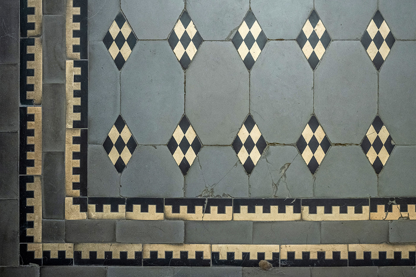 Naphegy utca 21. padlózata #4058