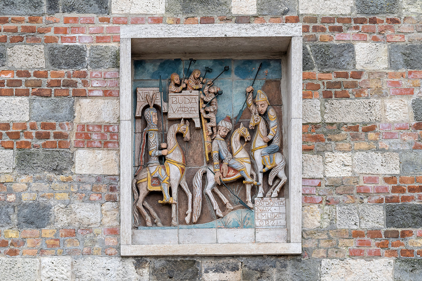 Siege of Buda Castle relief on Bécsikapu Square #4188