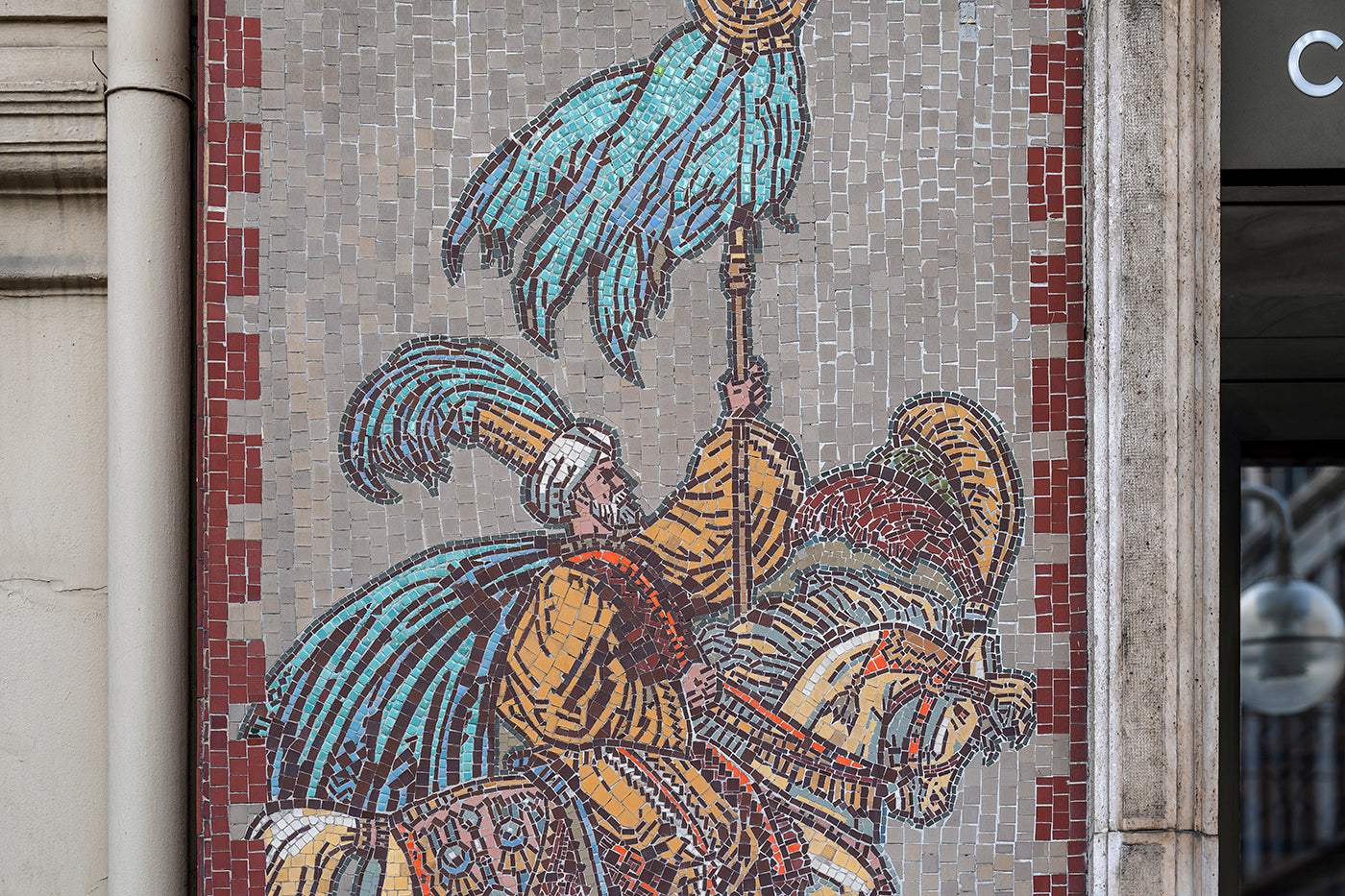 Szondi's two eunuchs on the facade of the Peace Hotel #4285