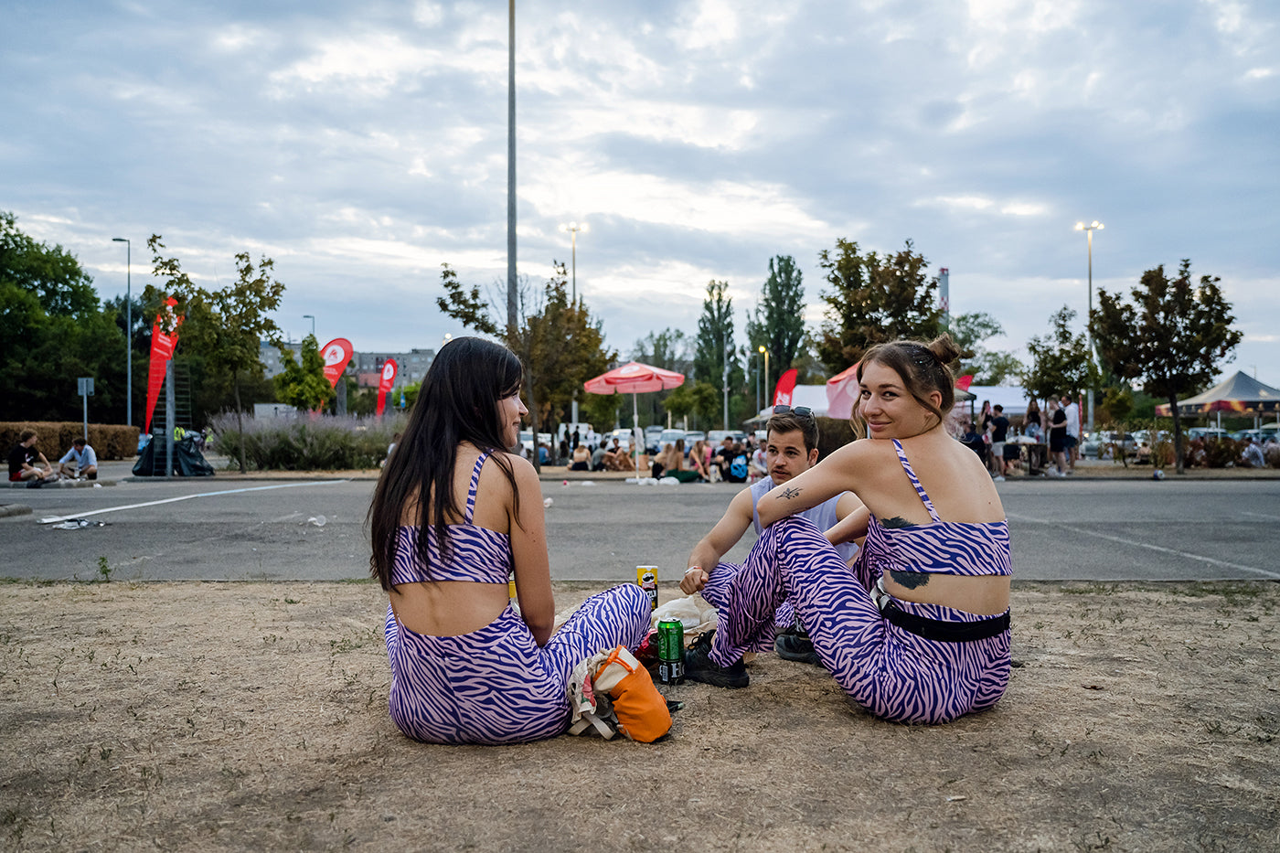 Alapozás a Sziget előtt az Auchan parkolójában #4490