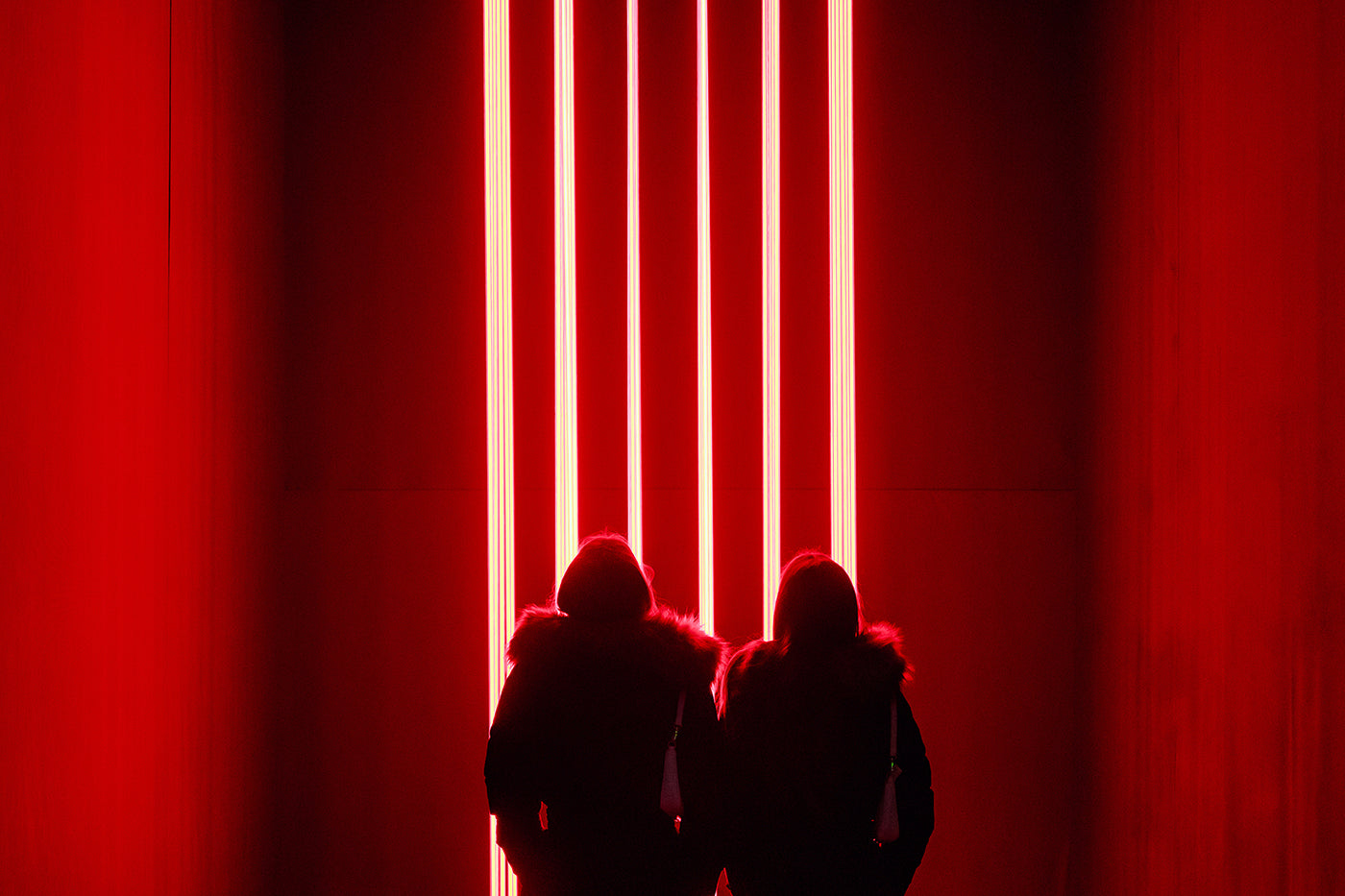 Budapest – Látogatók a Light Art Museumban | Fine Art giclée fotónyomat és falikép