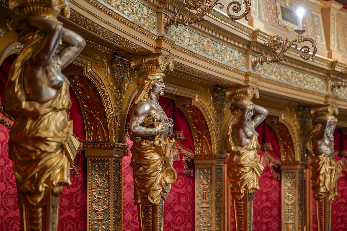 Operaház nézőterének részlete #5058