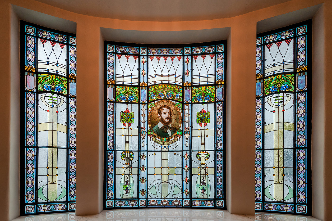 Gresham Palace window #5216