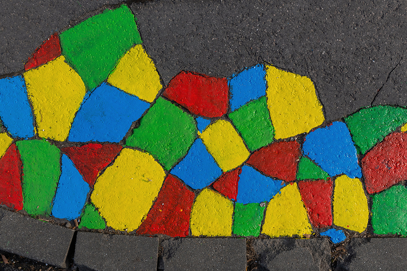 Colorful sidewalk in Budafok #5560