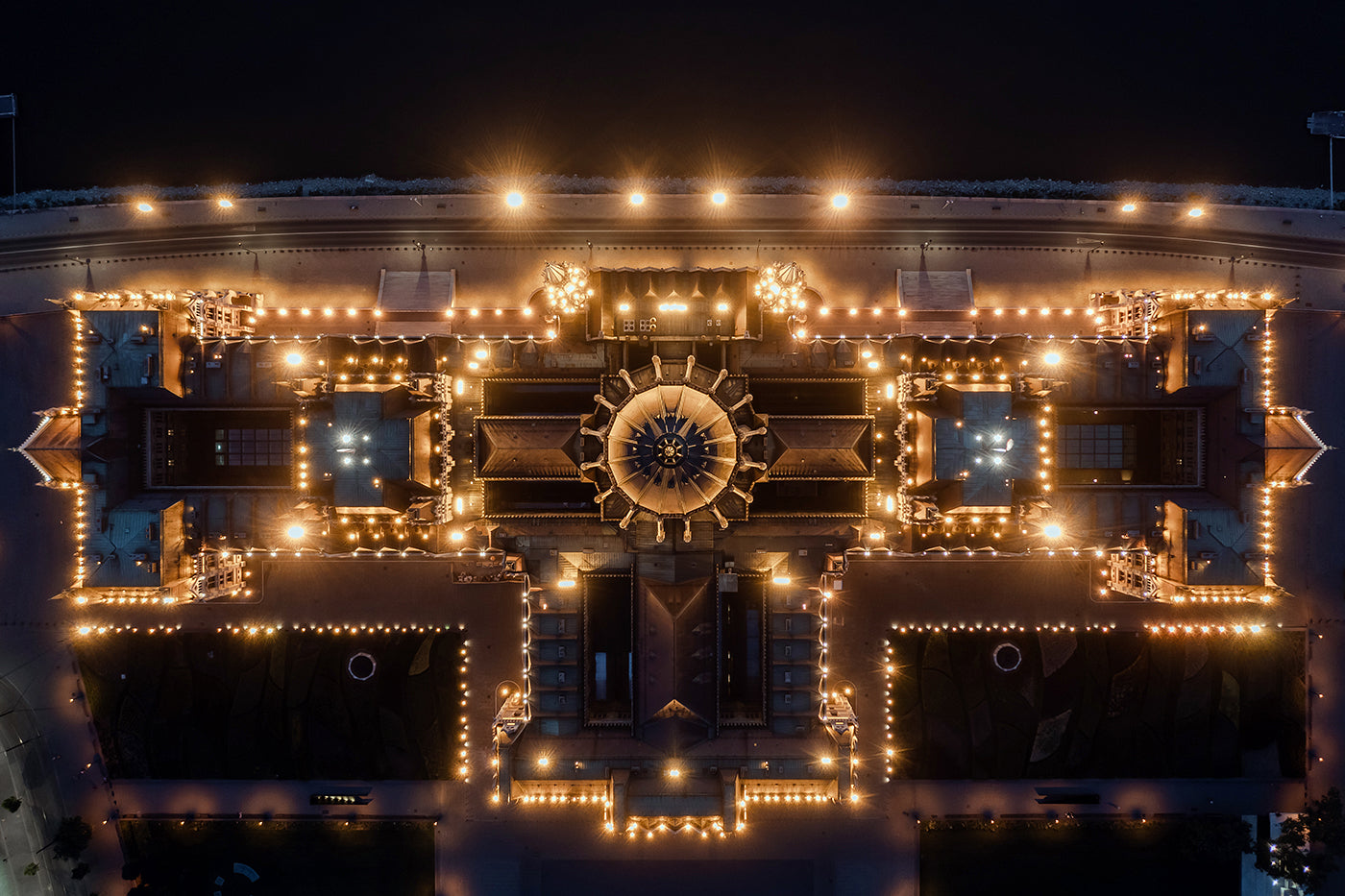 Budapest – Parlament felülnézetből éjszaka | Fine Art giclée fotónyomat és falikép