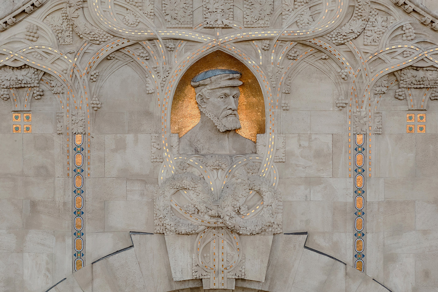 Detail of Gresham Palace #6358