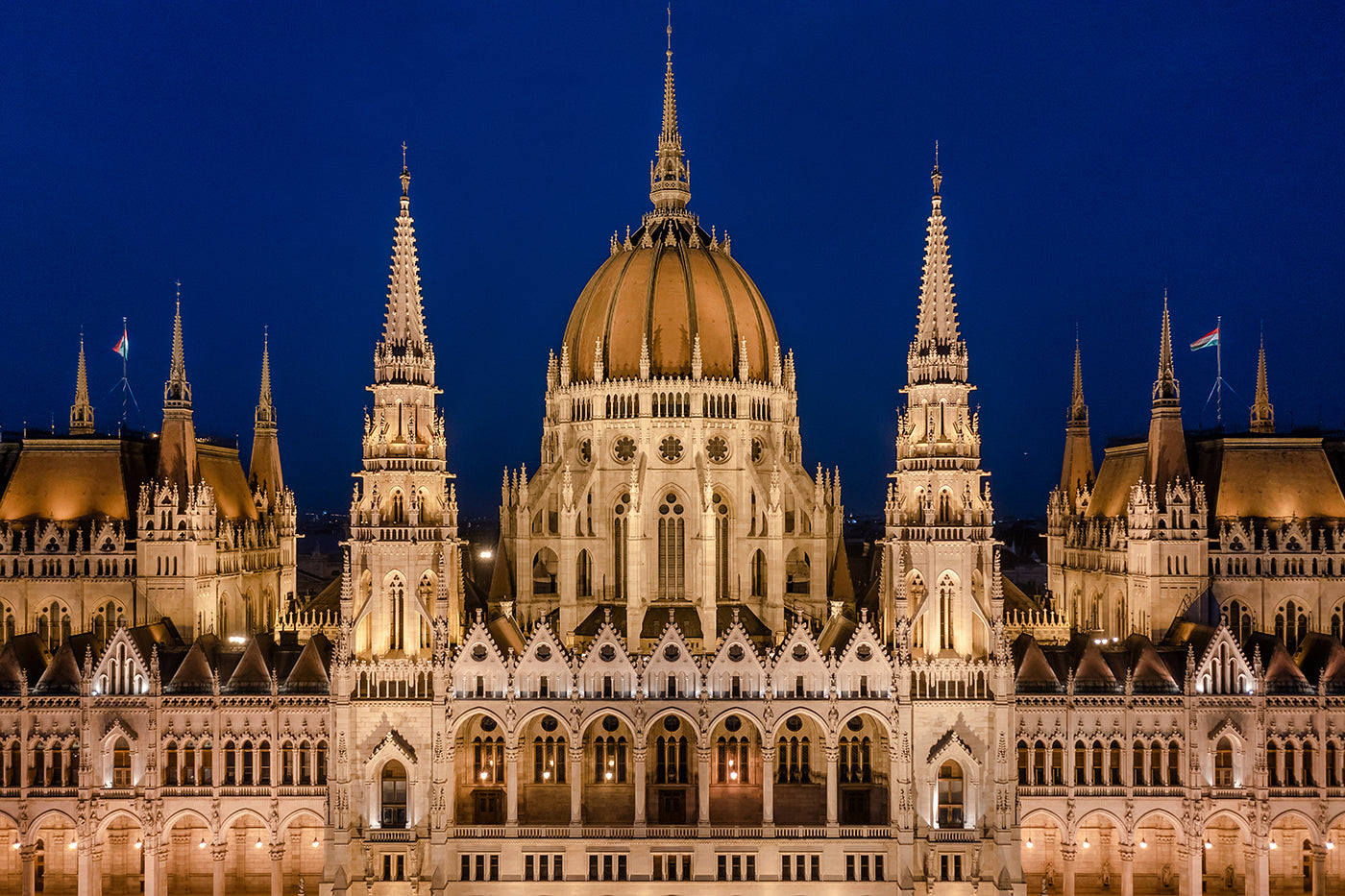 Parlament szemből este #6491