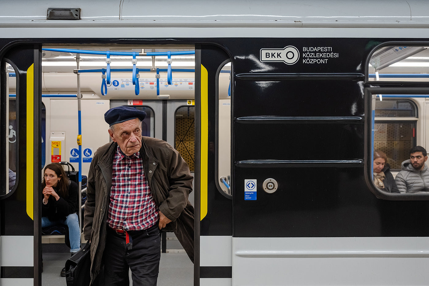 Életkép a 3-as metrón #6565
