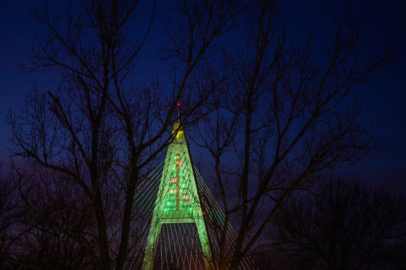 Megyeri híd karácsonyi díszkivilágítása #6581