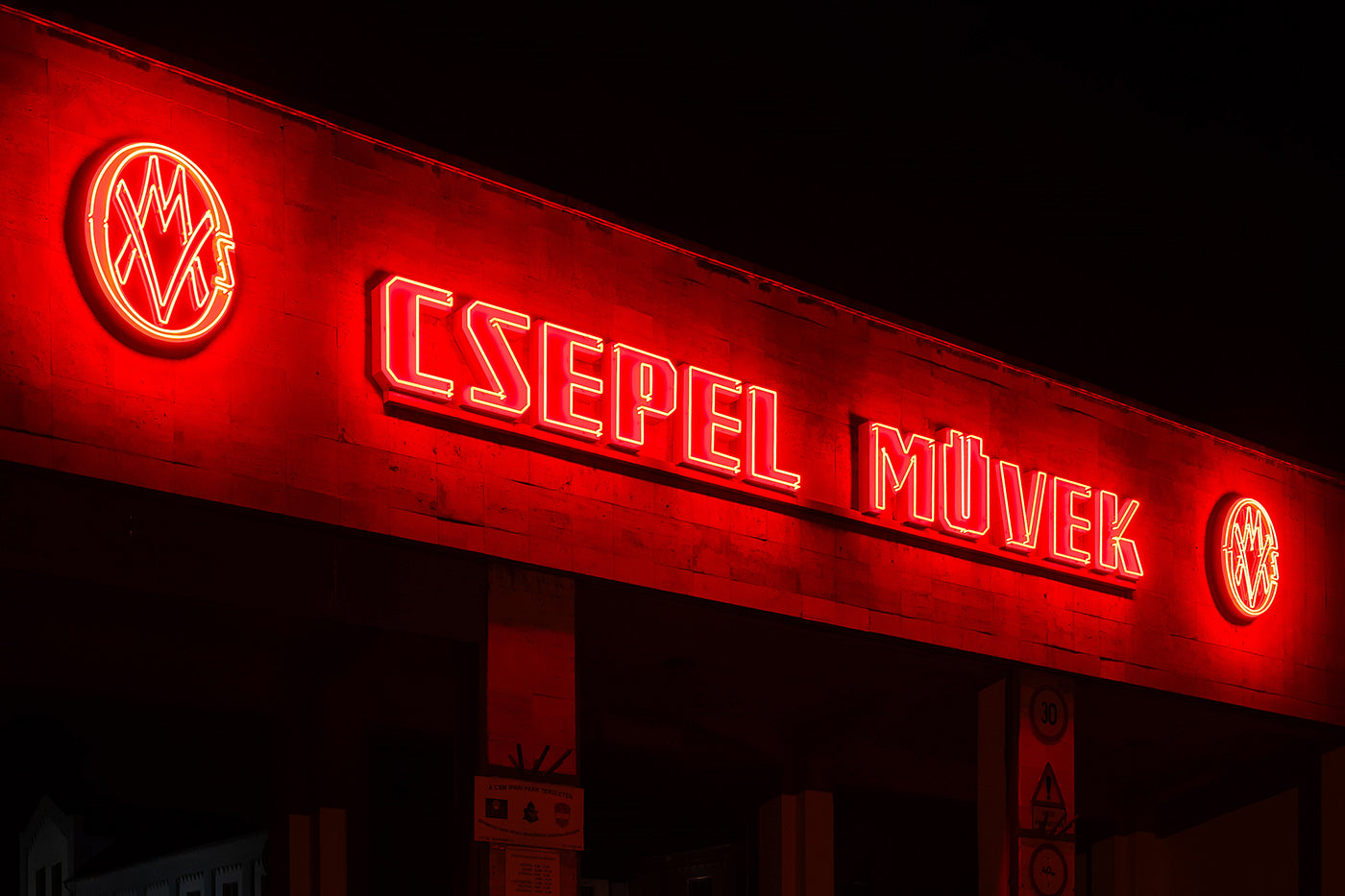 Csepel Művek neonreklámja #6682