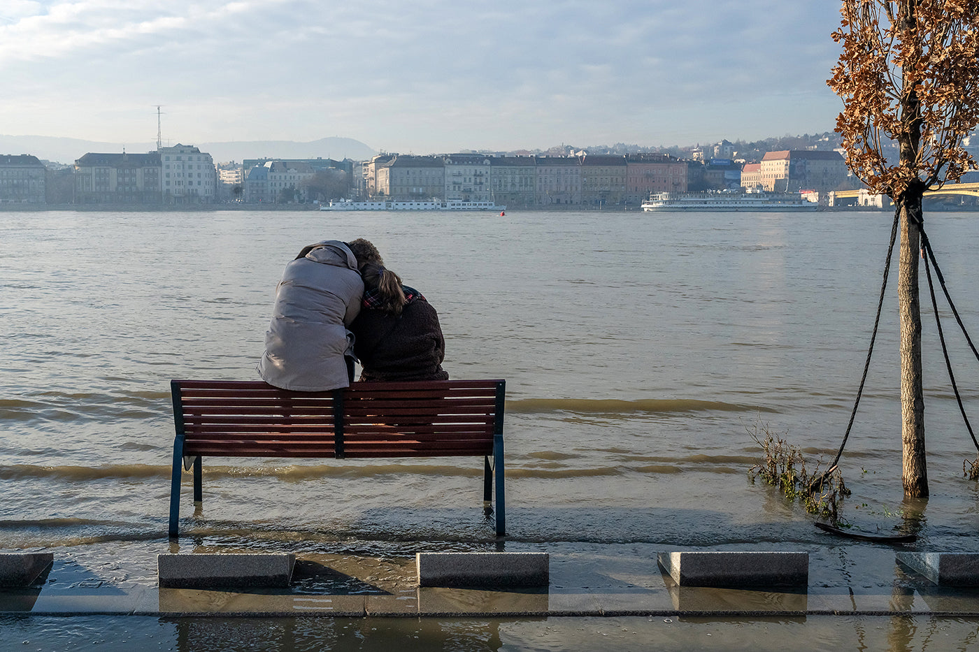 Couple on a bench during a flood #6715