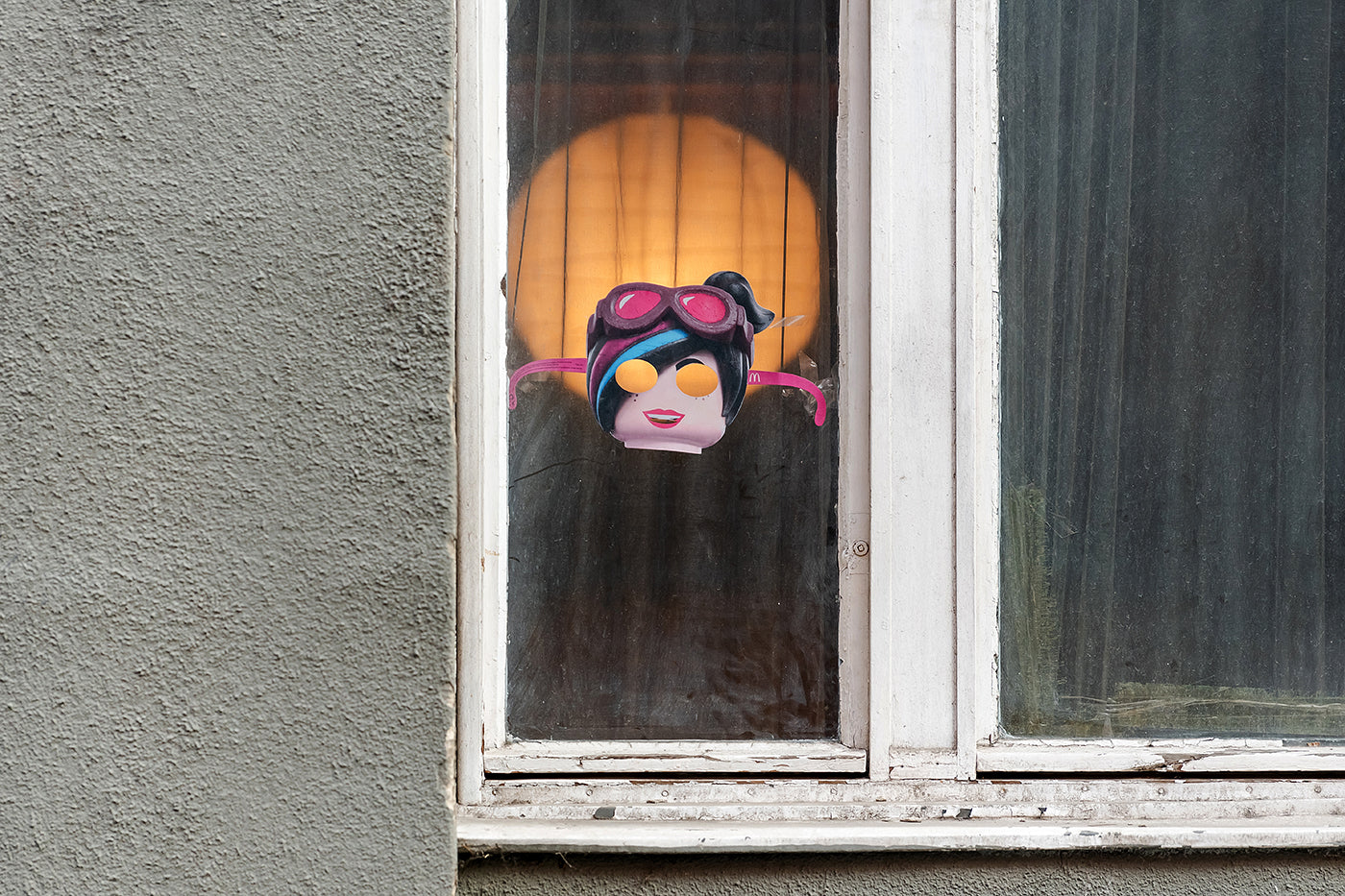 Window on Dob Street #7086