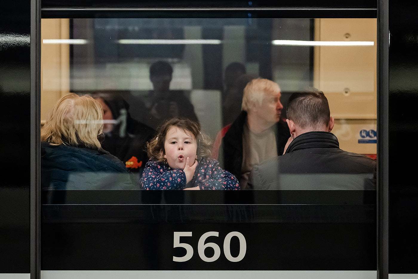 Életképek a 10 éves 4-es metróból #7469
