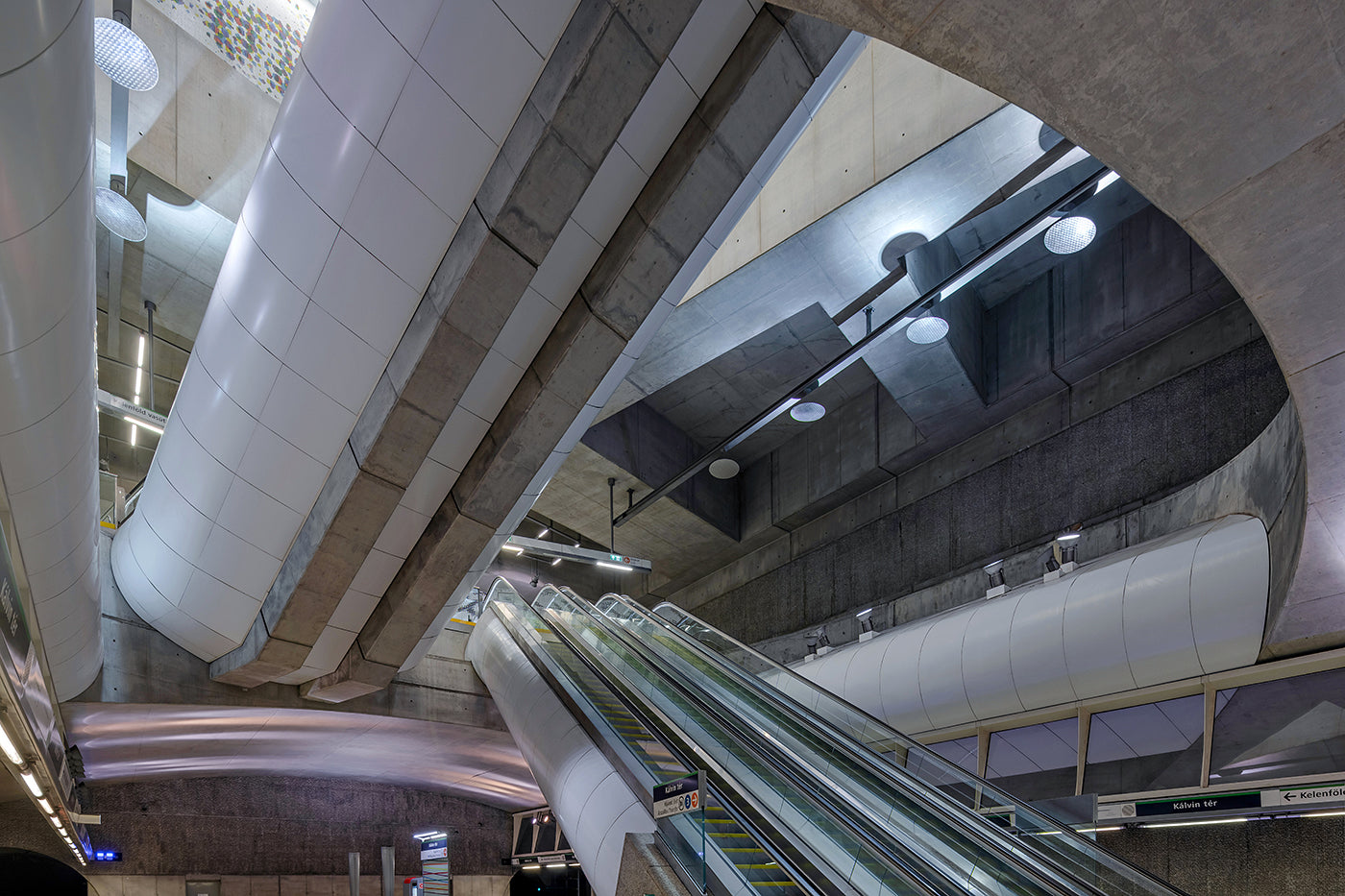 M4 metro - Kálvin square #7526