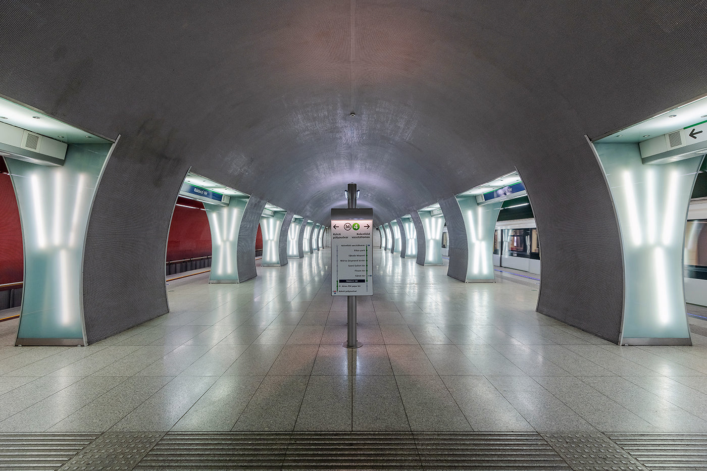M4 metró - Rákóczi tér #7547