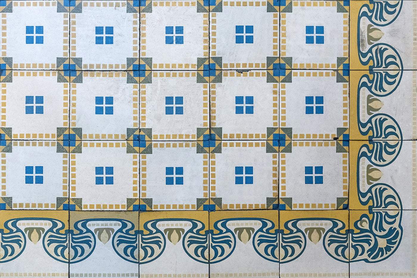 Mária utca 34. padlózata #8107