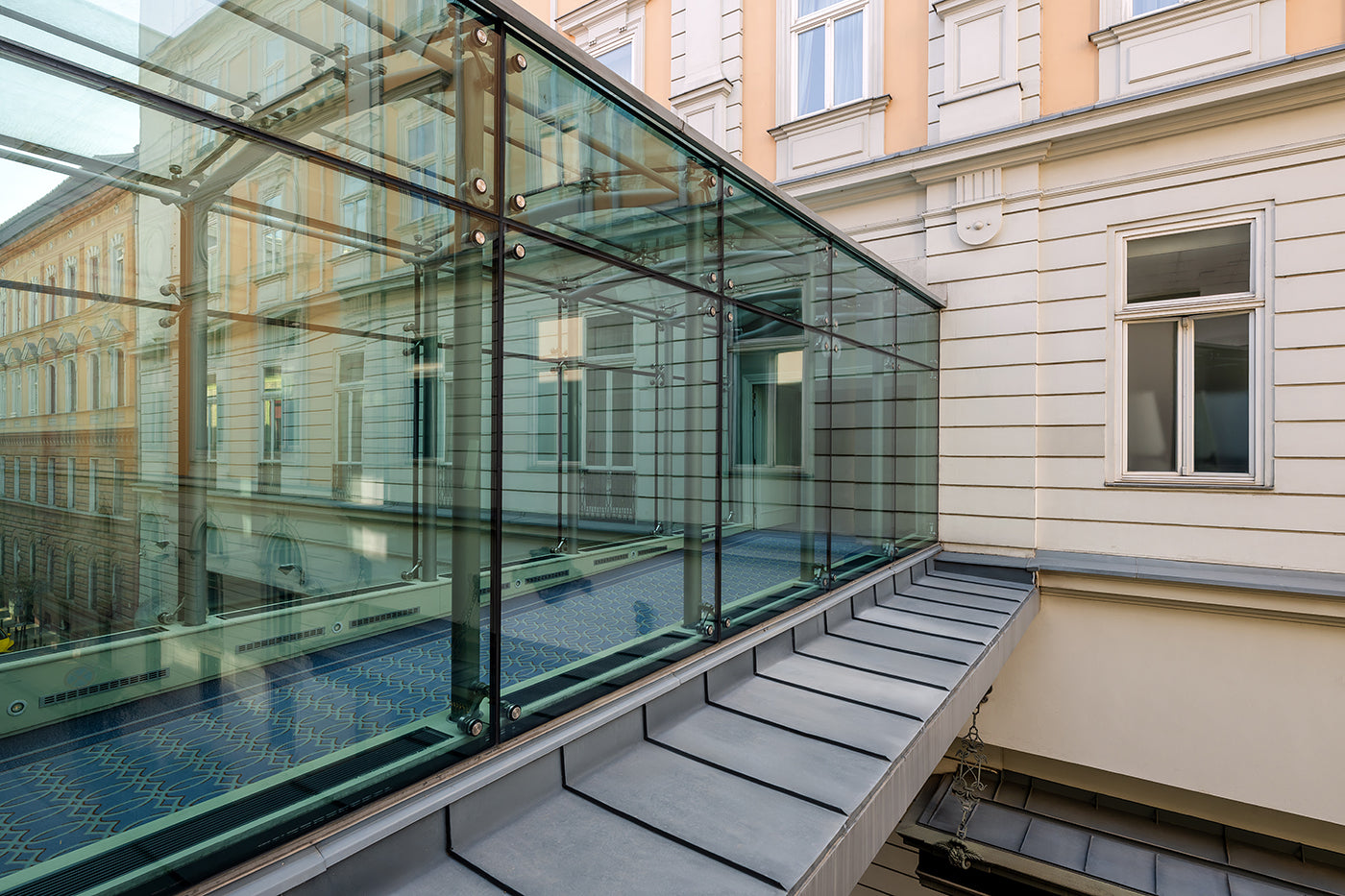 Corinthia Grand Hotel Royal #8447