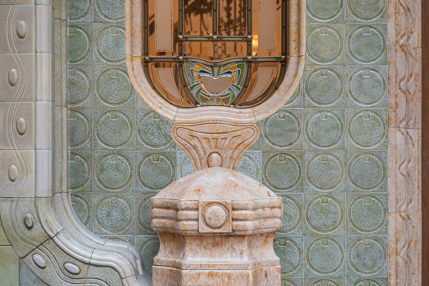 Interior detail of Gresham Palace #8581