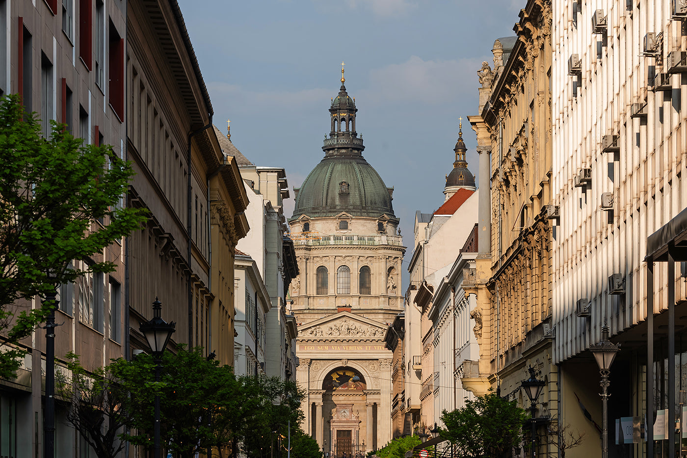Bazilika a Zrínyi utcából #8586