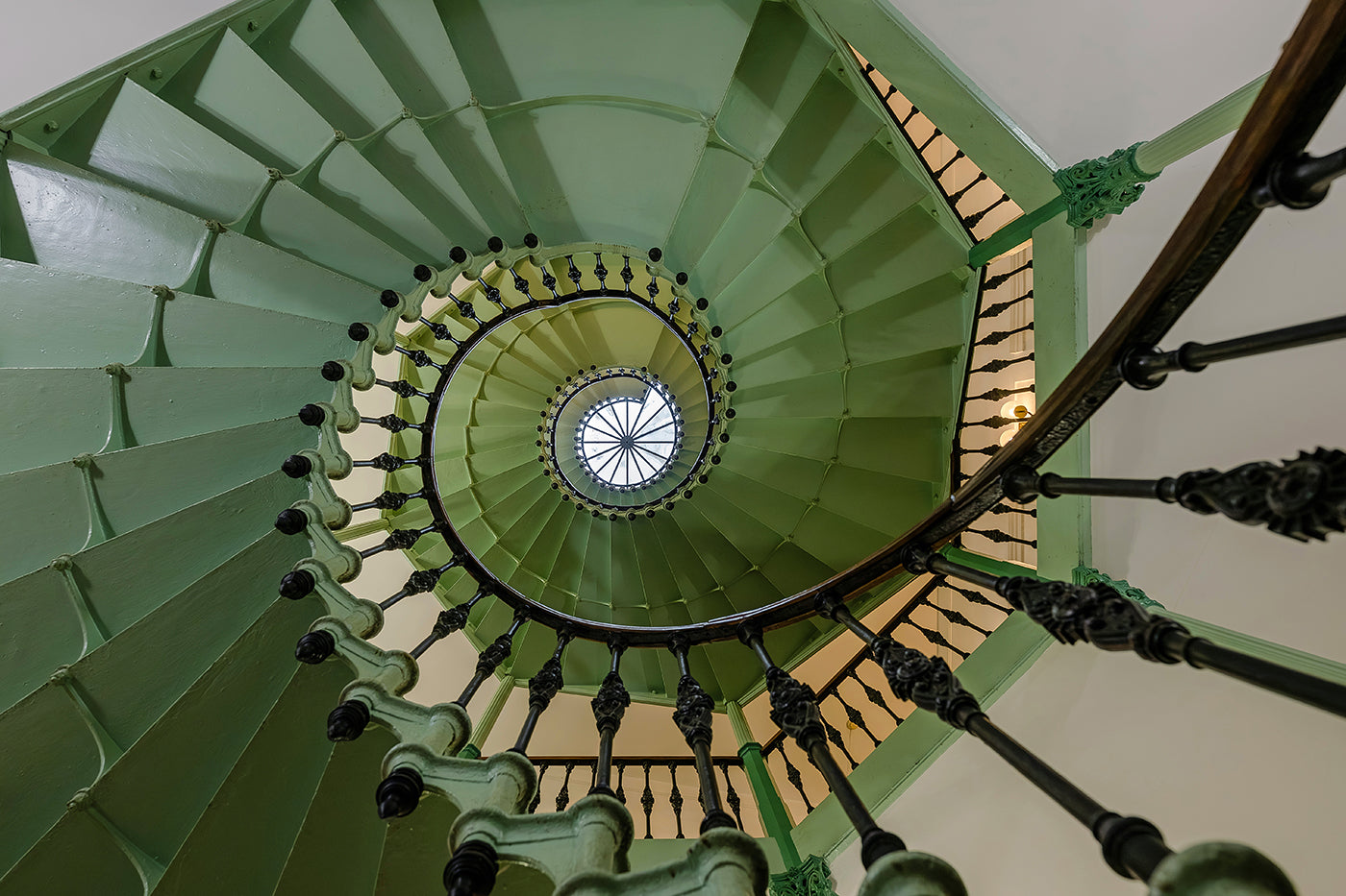 Spiral staircase at Képíró utca 9 #8680