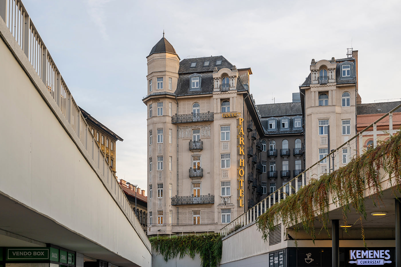 Park Hotel a Baross téren #8913