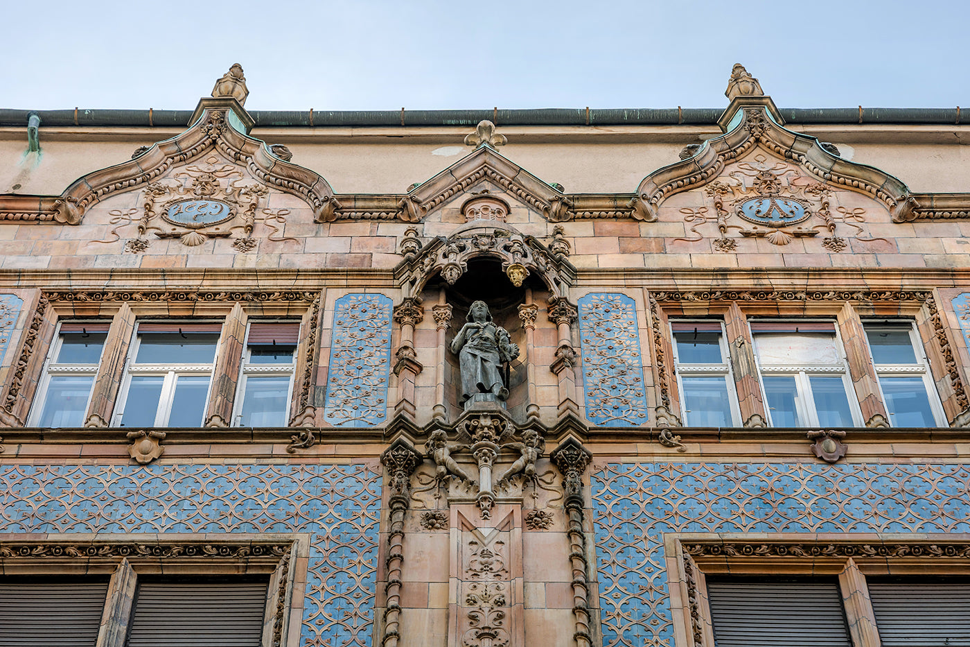 Thonet House on Vaci Street #9103