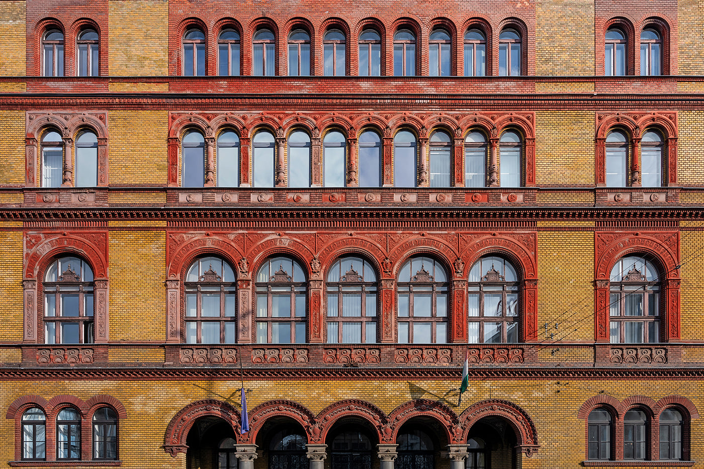 BGE, Bánki Donát Gépész Kar homlokzata a Blahán #9127