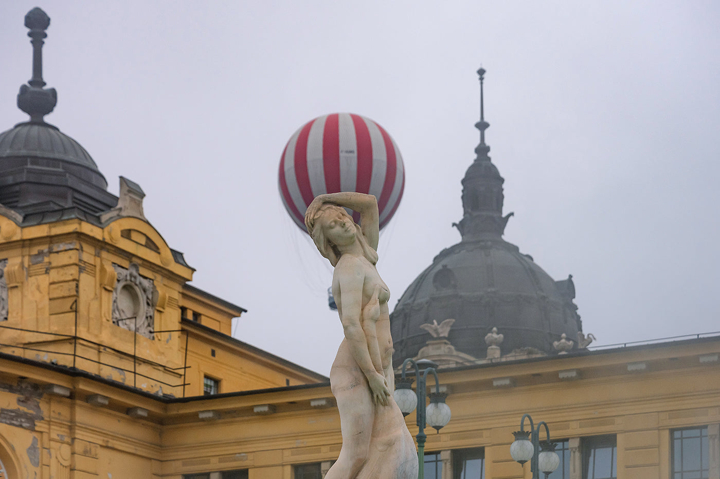 Légballon a Széchenyi fürdő felett #9164